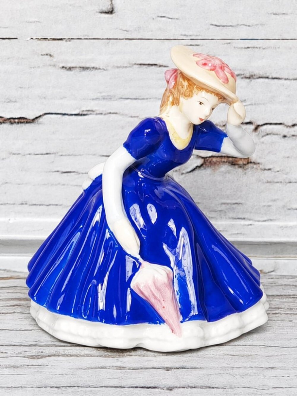 Royal Doulton Mary Miniature M250 Bone China 2007, Blue Dress, Collectible